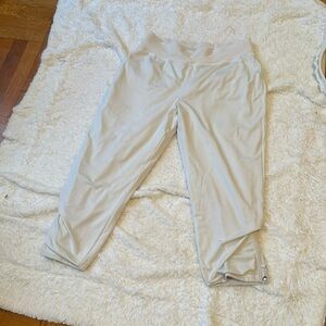 Lululemon Cream Joggers with Tapered Fit and Lightweight Fabric
